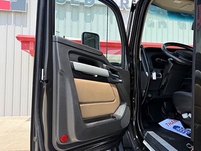 2023 Kenworth T680
