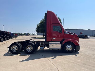 2023 Kenworth T680