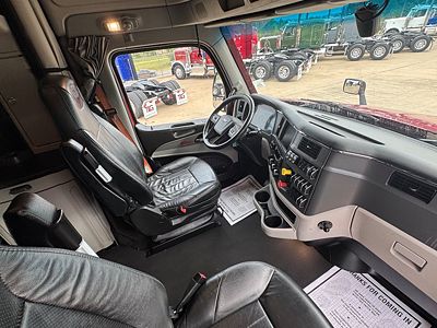 2023 Peterbilt 579