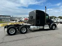 2022 Peterbilt 567