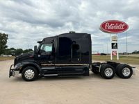 2022 Peterbilt 579
