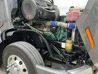 2022 Volvo VNL64T860