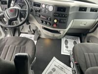 2021 Peterbilt 567