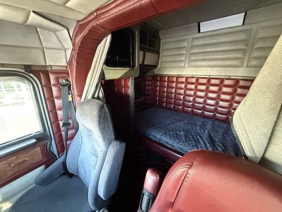 1997 Peterbilt 379