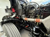 2022 Freightliner CASCADIA 116