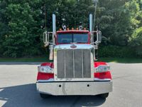 2020 Peterbilt 389