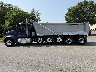 2020 Peterbilt 567