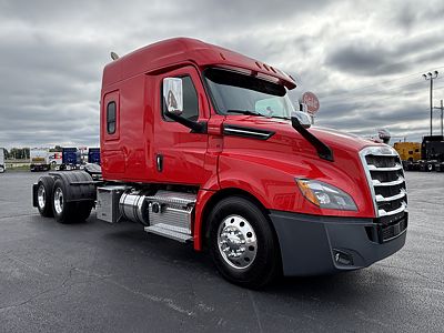 2020 Freightliner CASCADIA