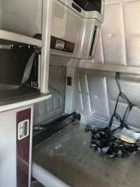 2023 Peterbilt 389