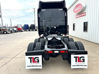 2022 Peterbilt 389