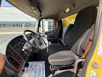 2017 Freightliner M2