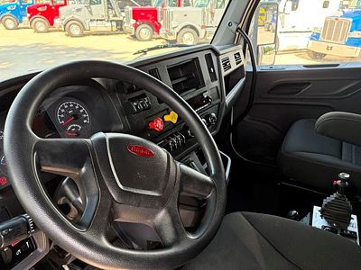 2026 Peterbilt 548