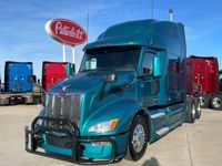2023 Peterbilt 579