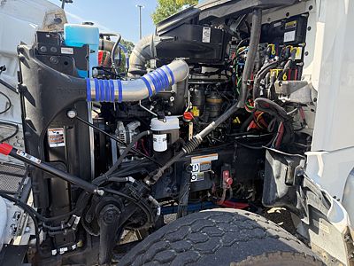 2025 Peterbilt 567