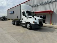 2021 Freightliner CASCADIA 126