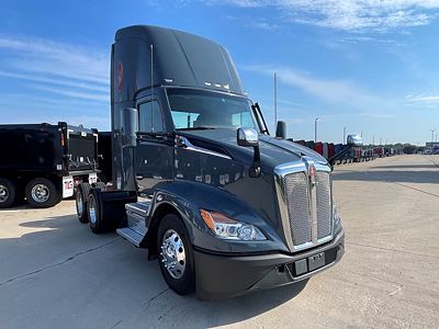 2023 Kenworth T680