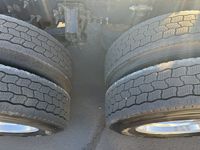 2020 Volvo VNL64T760