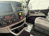 2024 Peterbilt 579
