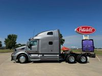 2022 Peterbilt 579