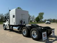2021 Peterbilt 567