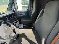 2022 Freightliner CASCADIA 116