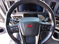 2023 Peterbilt 579