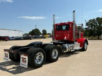 2021 Peterbilt 389
