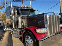 2022 Peterbilt 389