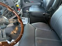 2015 Peterbilt 579-117