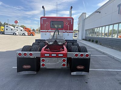 2023 Peterbilt 389-131