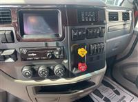 2022 Peterbilt 579