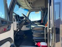 2023 Peterbilt 579