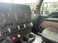 2022 Kenworth T680