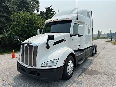 2022 Peterbilt 579