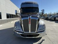 2023 Kenworth T680