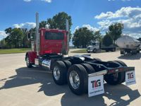 2021 Peterbilt 389