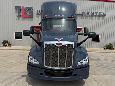 2022 Peterbilt 579