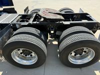 2023 Kenworth T680