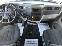2022 Peterbilt 567