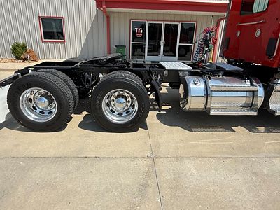 2022 Peterbilt 567