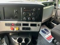 2020 Freightliner CASCADIA 116