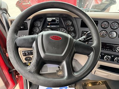 2020 Peterbilt 567