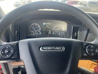 2020 Freightliner CASCADIA 126