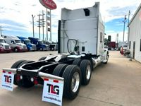 2022 Peterbilt 567