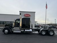 2021 Kenworth W900L