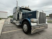 2023 Peterbilt 389
