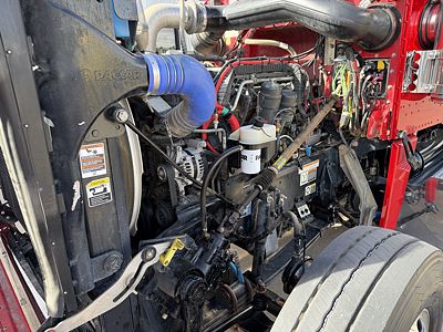 2023 Peterbilt 389