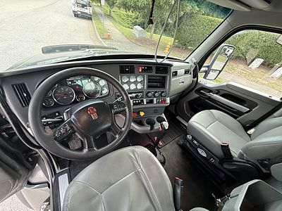 2021 Kenworth T880