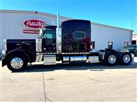 2019 Peterbilt 389