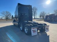 2023 Peterbilt 579